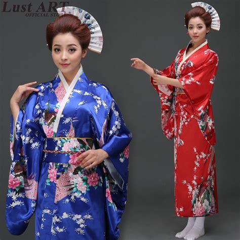 ثوب الكيمونو الياباني التقليدي ملابس النساء جميلة التقليدية ثوب الكيمونو الياباني S السيدات