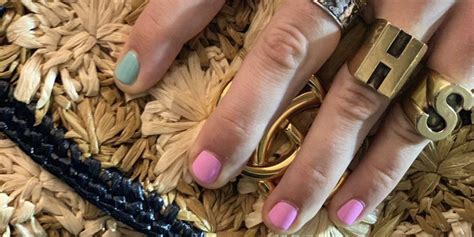 Explore @unaspintadascom twitter profile and download videos and photos web dedicada al nail art, el arte de pintar y decorar las uñas. Morenas Con Uñas Pintadas : Lindo diseño de uñas💅🏻💅🏻. #SiempreBellas💄👄 #beauty # ... : Los ...