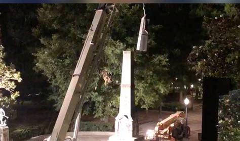 Watch Birmingham Taking Down Confederate Monument