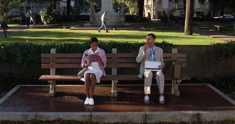 Forrest gump is an extremely popular and memorable movie that became a cultural touchstone all on it's own. Forrest-Gump-Filmklassiker-90er-Jahre • what the film