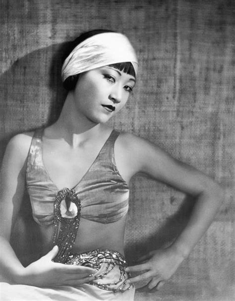 Anna May Wong Actress Fashion Icon Anna May Asian American Actresses Old Hollywood