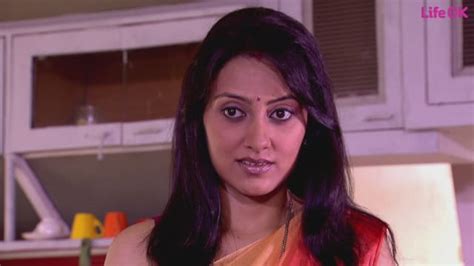 Savdhaan India Watch Episode 67 Padma Flirts With Manish On Disney