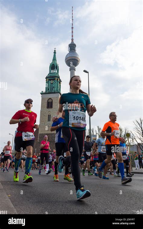 Berlin April The Annual Th Berlin Half Marathon Athletes