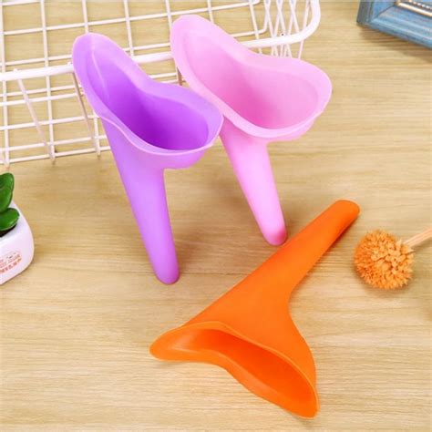 【cc】 Pee Funnel For Women Standing Piss Female Urinal Travel Urinating