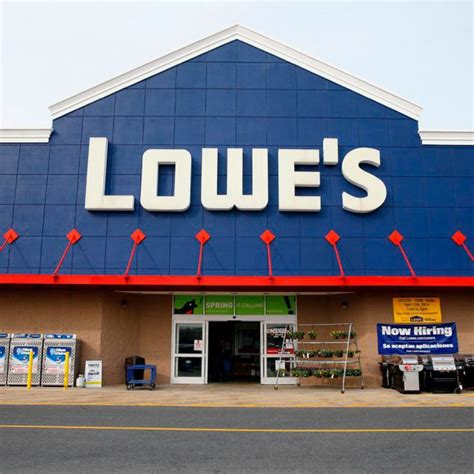 The Real Reason Some Lowes Stores Are Closing
