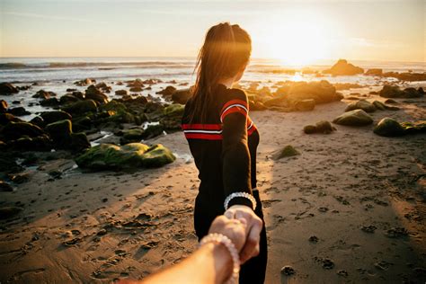 Noel Alvarenga Women Women Outdoors Chill Out Back Hand Wraps Beach Landscape Photography Model