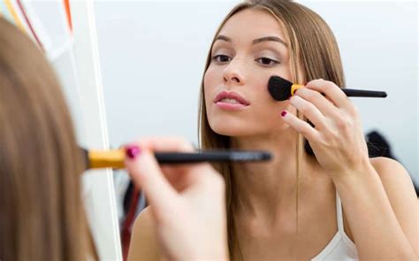 9 Creative Ways To Use Blush According To Makeup Artists LifeBei