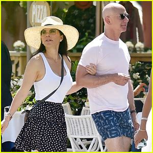 Amazon ceo and founder jeff bezos and his girlfriend, tv host and actress lauren sanchez , attended an amazon prime video event together in india on thursday. Scooter Braun Photos, News and Videos | Just Jared | Page 4