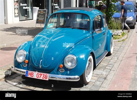 Vw Beetle Side View Hi Res Stock Photography And Images Alamy