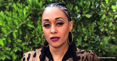 tia mowry of sister sister reveals she had postpartum depression after daughter cairo was