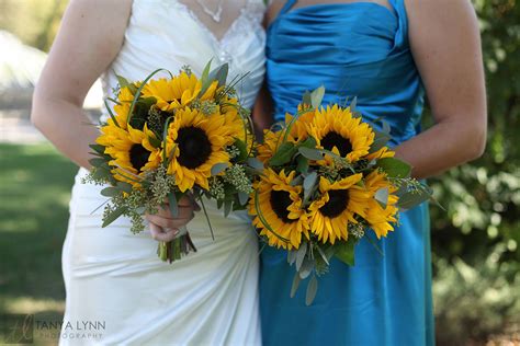 These Sunflower And Seeded Eucalyptus Bouquets Were The Perfect Accent