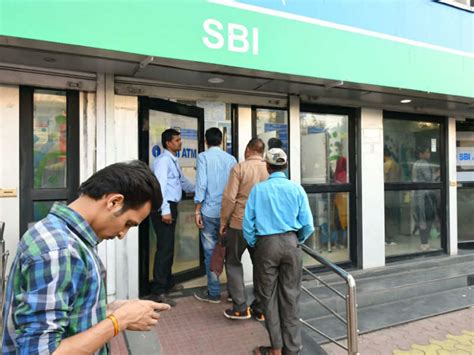 If you have an eftpos card your daily limit is $2,000 from an atm. SBI halves ATM withdrawal limit to Rs 20,000 - Percy Buzz
