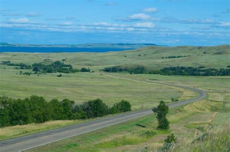 Here Are 8 Of The Best North Dakota Scenic Drives
