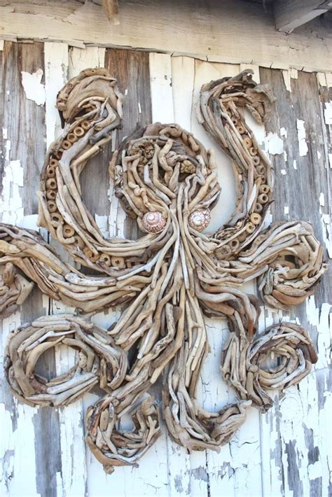 Driftwood Craft Ideas Unique Pieces Created With This Amazing Material Driftwood Crafts Ideas