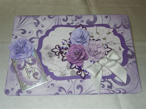 Apron builder framelits ideas, christmas cards, cookie builder punch ideas, gingerbread boy christmas card, nutz about stamping, stampin' up! Flowers using a punch | Flower making, Card making, Crafts