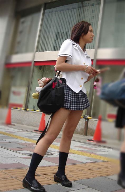 pinterest セクシーな服装 原宿スタイル 日本の女子学生