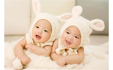 Cute Twin Babies Wallpapers Hd Wallpapers Id 15806