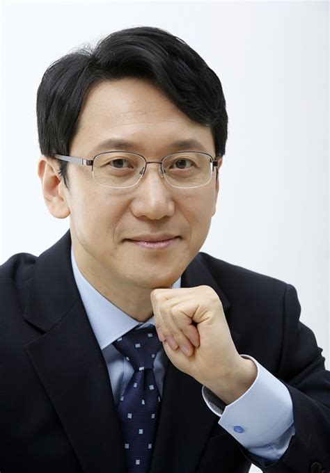 보스는 그의 흥분한 섹시한 일본인 중년 여성 비서 무수정를 잤어요. '더민주 입당' 천준호 전 박원순 비서실장 "생활정치 정당" - Ptoday ...