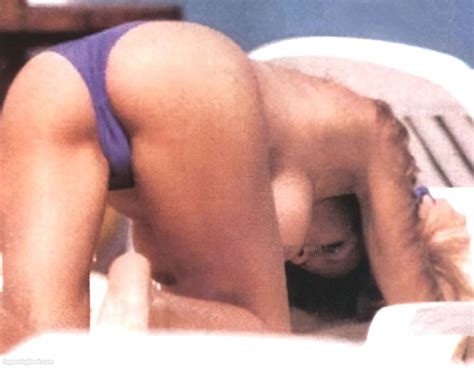 Michelle Hunziker Nude Sexy The Fappening Uncensored Photo