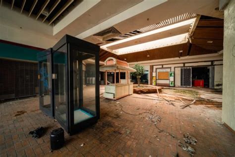 Recent Pics Of The Abandoned Westland Mall Rcolumbus