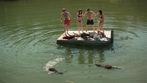 Zombeavers