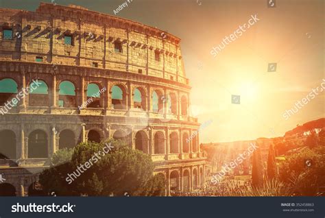 Powerpoint Template Ancient Roman One Of Kmjlmppnk
