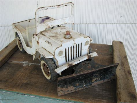 Vintage Snow Plow Jeep Tonka Truck