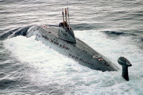 In 1984 A Russian Nuclear Attack Submarine Smashed Into A Us Navy