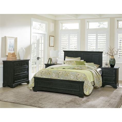 Osp Home Furnishings Farmhouse Basics King Bed Set With 2 Nightstands