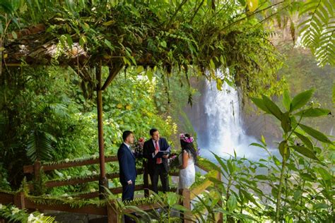 Wedding Ceremony At La Paz Waterfall Gardens Costa Rica Magia Blanca