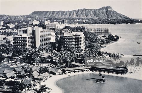 C 1960 Photograph Hawaii Oahu View Overlooking Waikiki Diamond