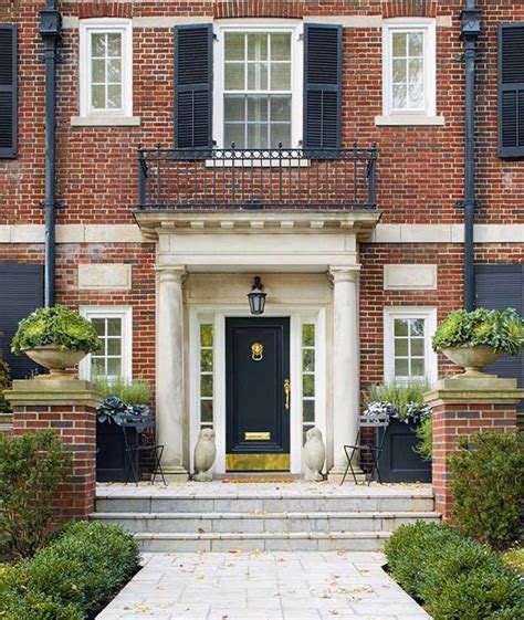 There is a timeless elegance that shines from. 12 of the Best Paint Colors To Go With Red Brick (With ...