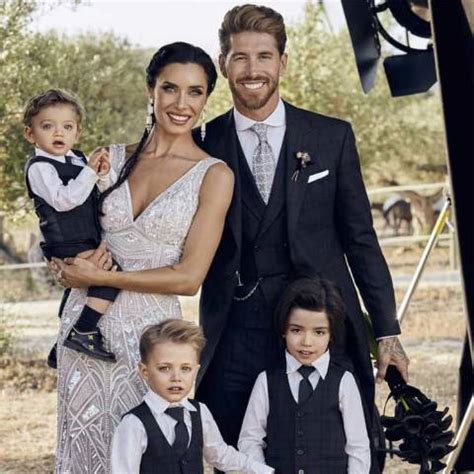 Subasta de casco de sergio pérez. Sergio Ramos' Wife Pilar Rubio Married Life and Children (Bio, Age, Husband, Family, Net worth)