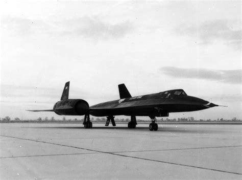 Aircraft Monochrome Sr 71 Blackbird Us Air Force Walldevil