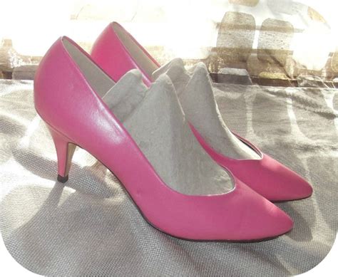 Vintage 80s Coral Pink Classic High Heel Pumps 10 Connie