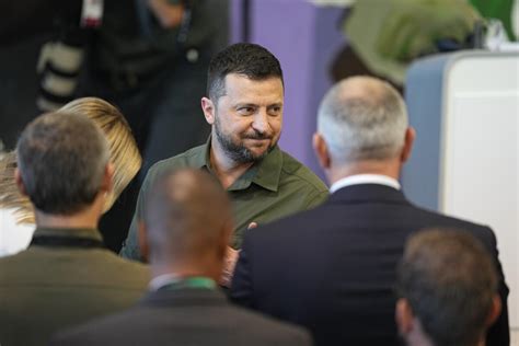 zelensky thanks denmark for pledging f 16s to ukraine los angeles times