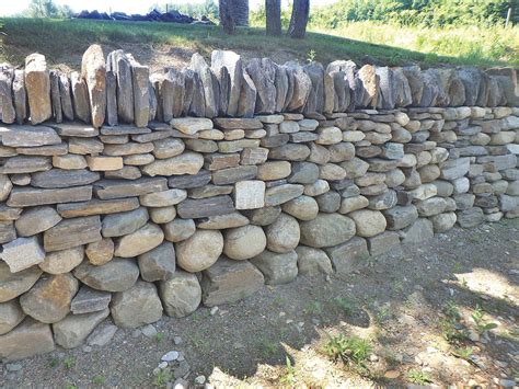 Henry Homeyer Tips For Building A Stone Retaining Wall