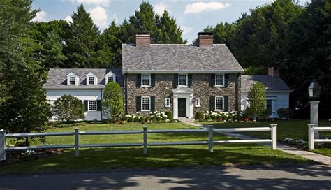 Beautiful Homes Of Wellesley Farms Reflect A Bygone Era A Photo Gallery Colonial Exterior
