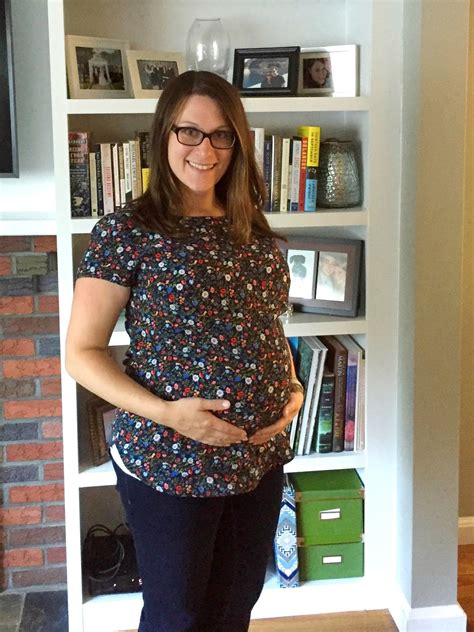 33 Weeks Pregnant Bump Update Sara Levine
