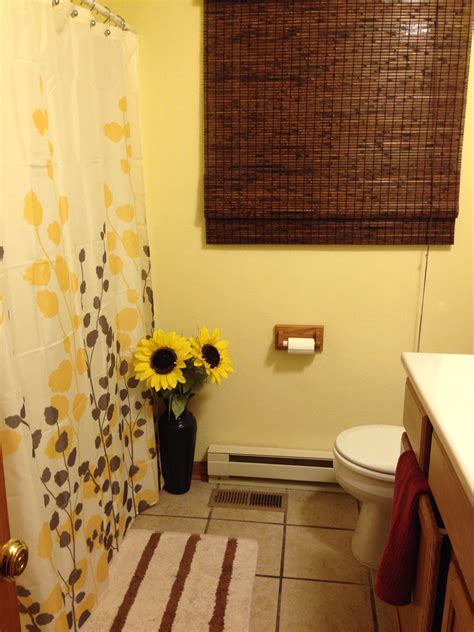 Yellow and brown bathroom | Brown bathroom decor, Brown bathroom, Brown shower curtain