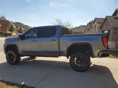 2020 Gmc Sierra 1500 With 20x10 18 Fuel Blitz And 35125r20 Nitto