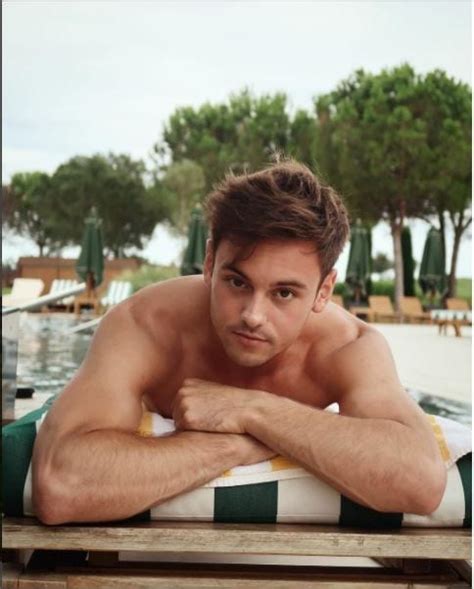 Tom Daley Posts Sexy Tbt Photo In Nothing But A Teeny Tiny Speedo
