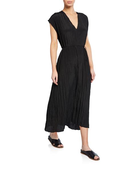 Vince V Neck Short Sleeve Pleated Crinkle Dress Dresses Basic Black Dress Mid Calf Dresses