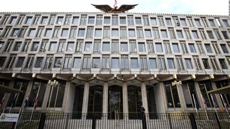 Billion Dollar Us Embassy Opens In London Cnnpolitics