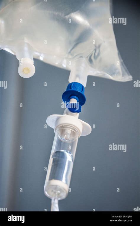 Drip Intravenous Hi Res Stock Photography And Images Alamy