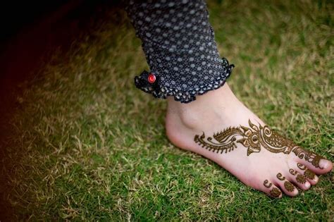 20 Minimalistic Mehndi Designs For Your Feet Bridal Mehndi Designs