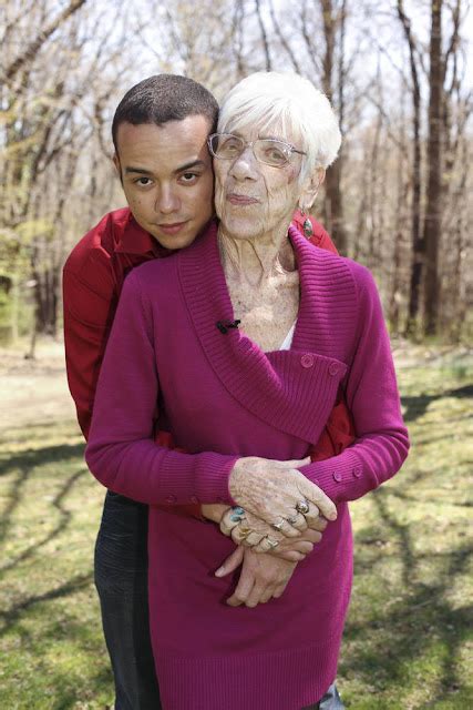 Age Doesn T Matter For This Couple A 31 Year Old Guy Dating A 91 Year Old Grandmother