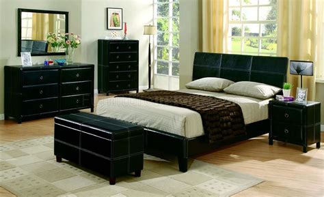 Create your dream leather sofa suite from our wide array of custom leather colour options, to seamlessly complement the style of your family living room. Black Bycast Leather Contemporary 5Pc Bedroom Set w/Stitchings