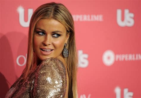 Sexbomba Z Baywatchu Carmen Electra Vyrazila Snúbenca Opäť Voľná Galéria Topkysk