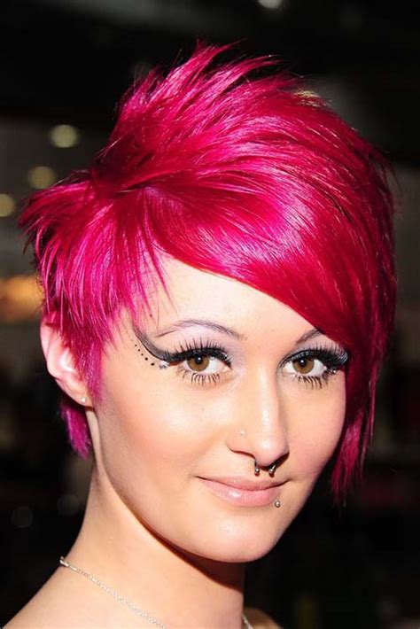 There are teenage girls to strive to look older and those who enjoy the period of sweet adolescent carelessness. 20 Cute Emo Hairstyles for Girls